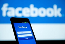 Facebook снова раскрыл персональные данные пользователей третьим лицам